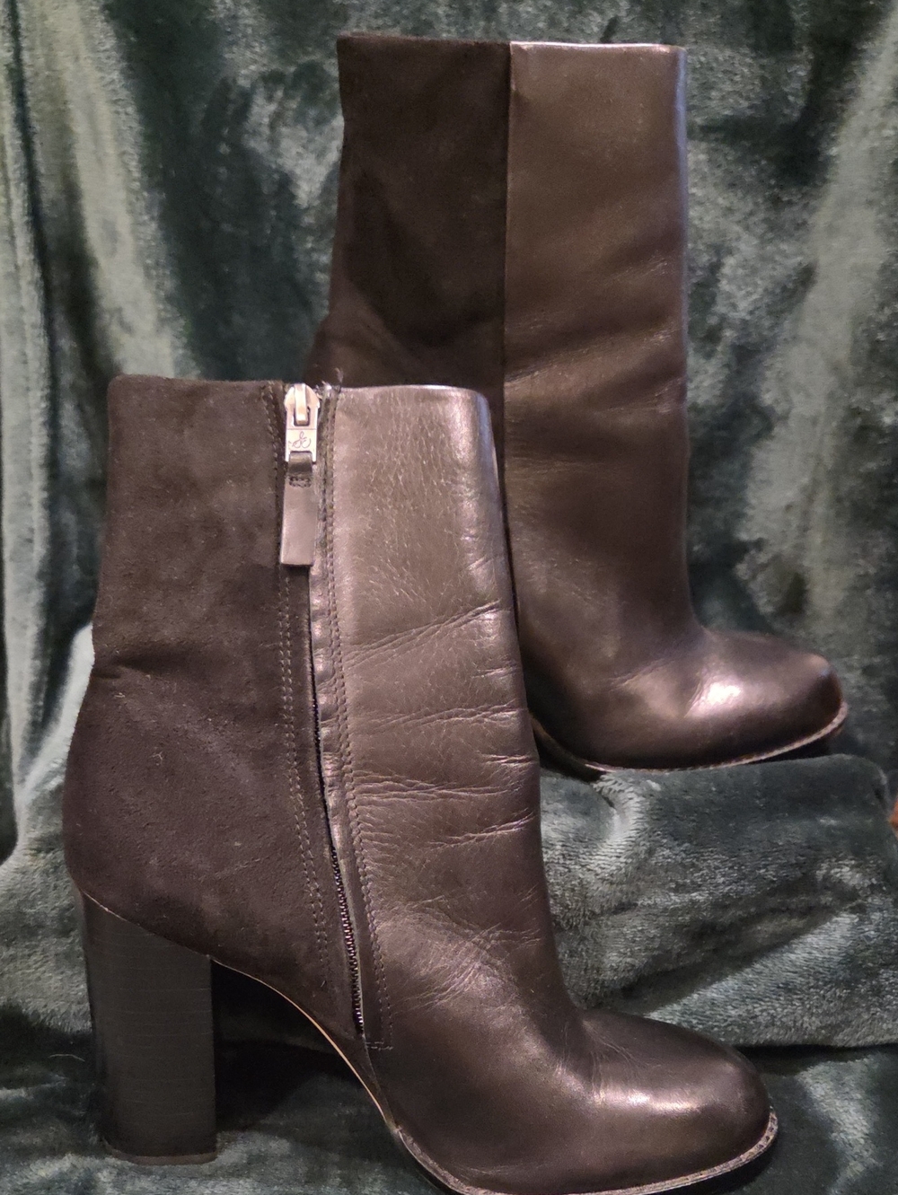 Sam Edelman Reyes Black Leather and Suede Block Heel Ankle Boots Size 7.5M